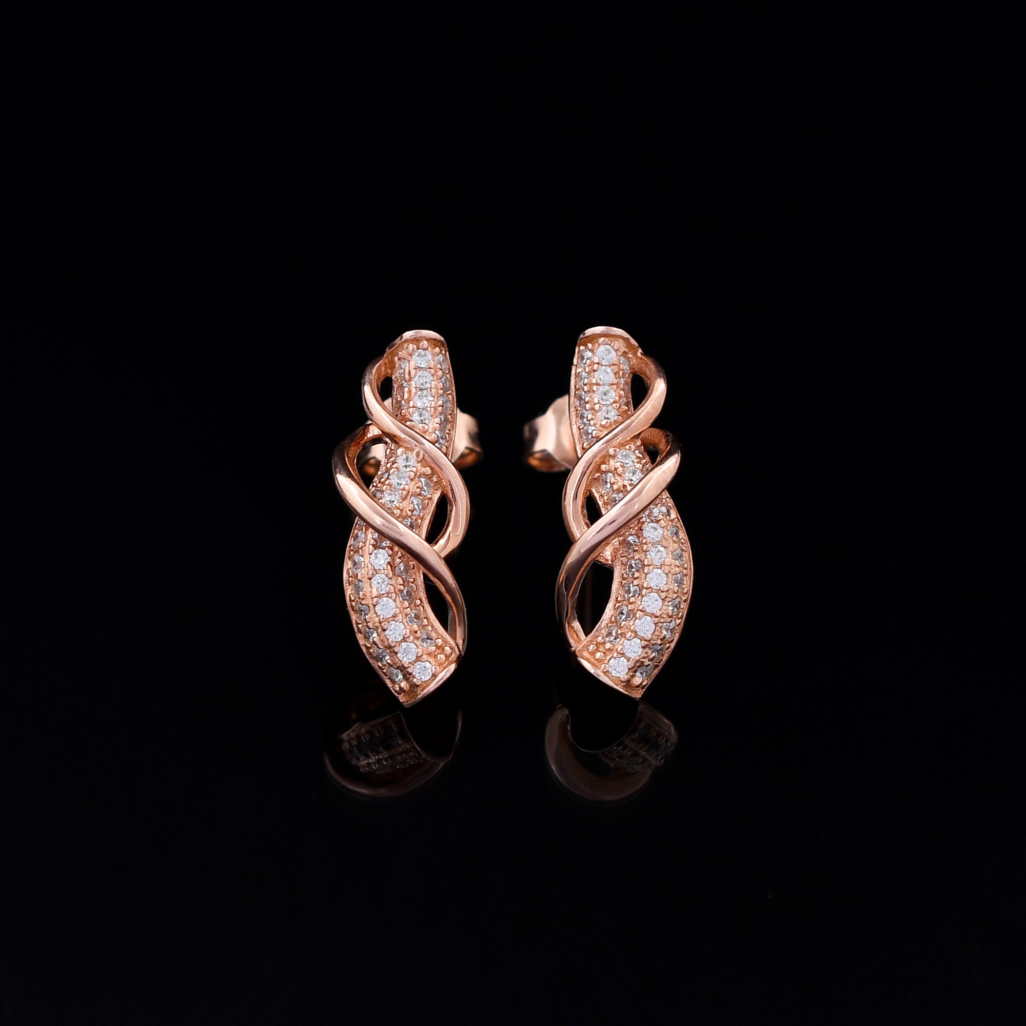 Unqiue Design 925 Sterling Silver Earring
