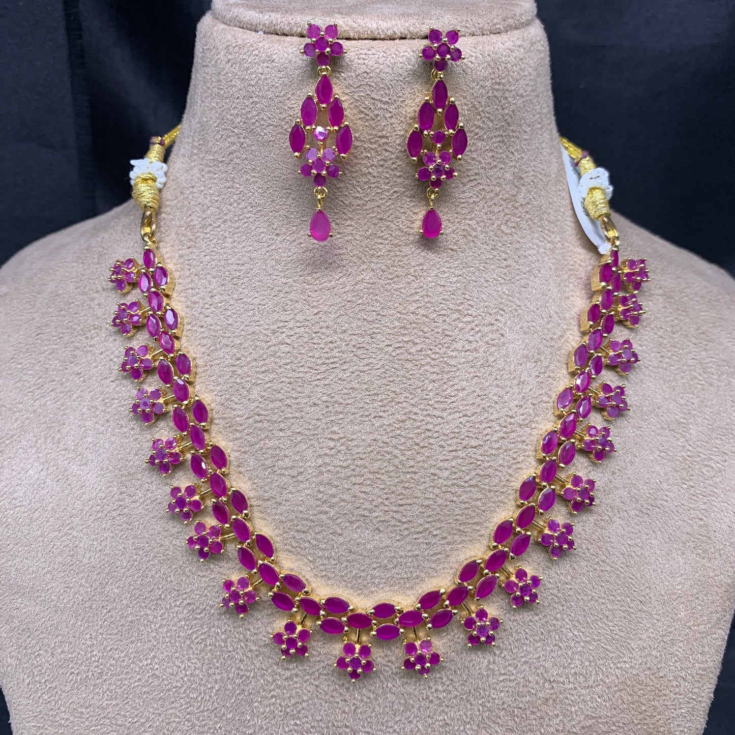 Necklace Set