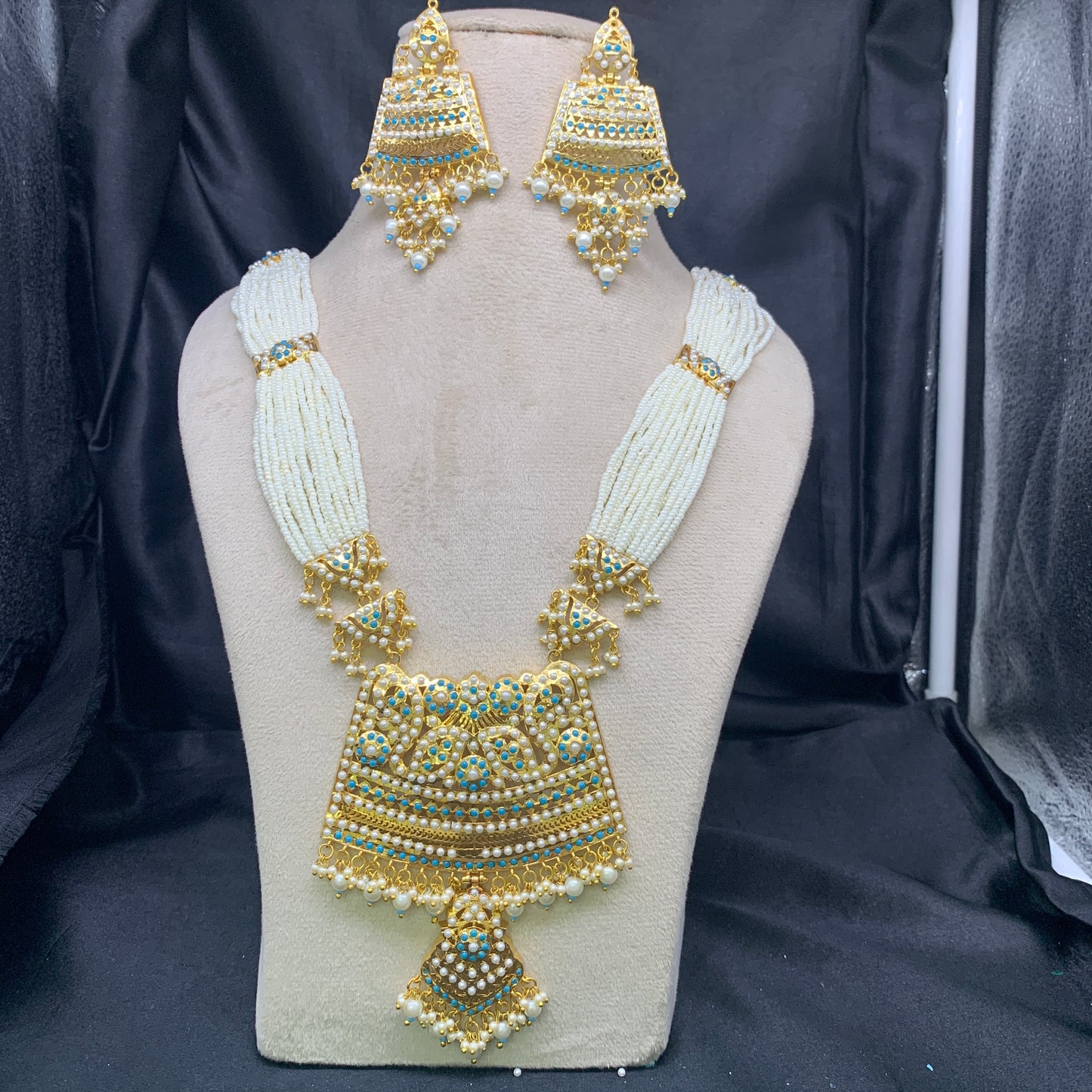 Necklace Set