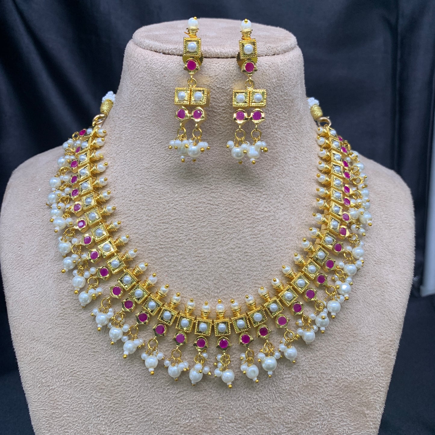 Necklace Set