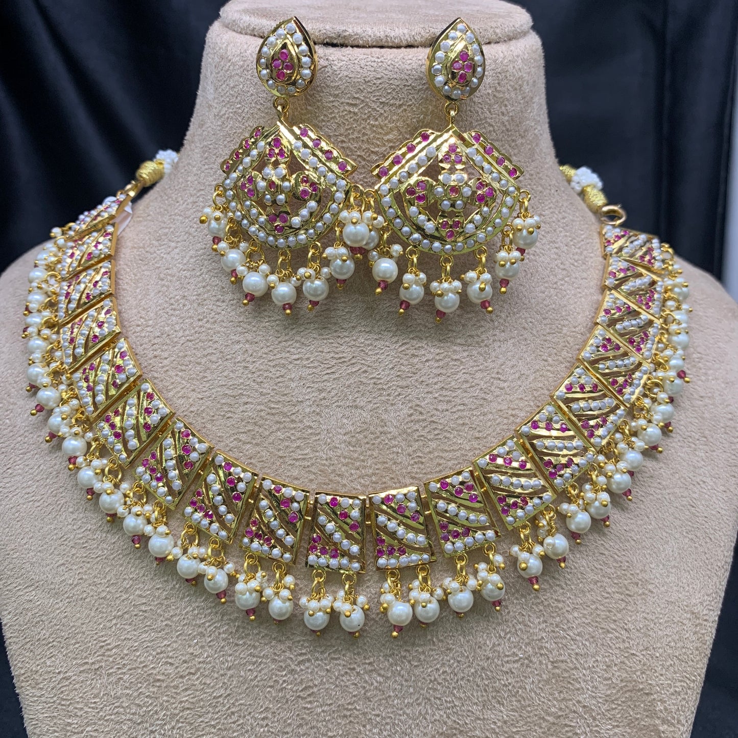 Necklace Set