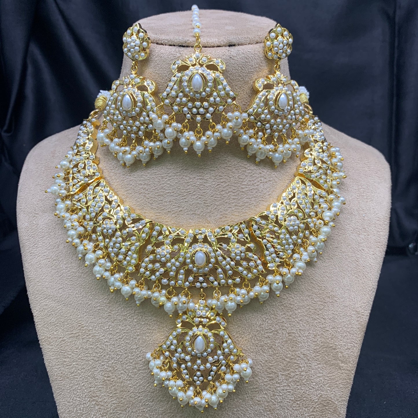 Necklace Set
