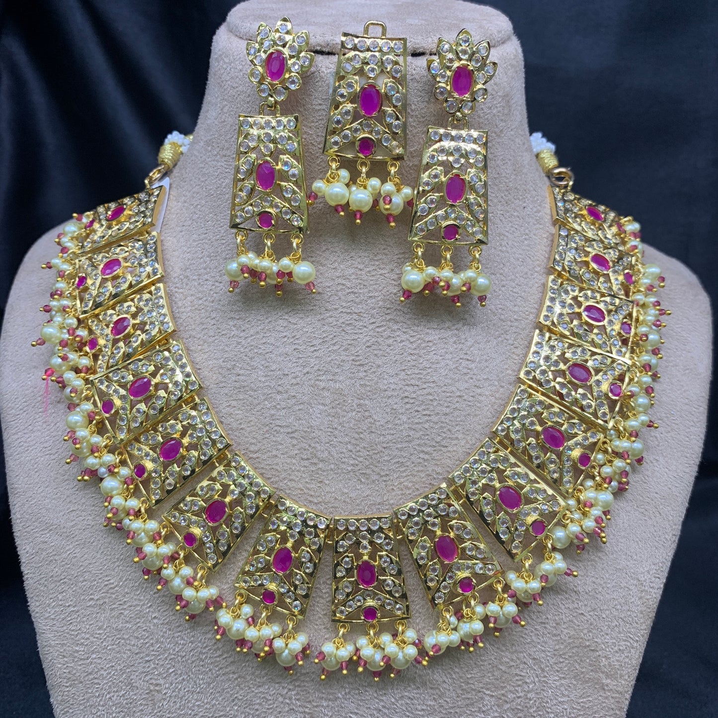 Necklace Set