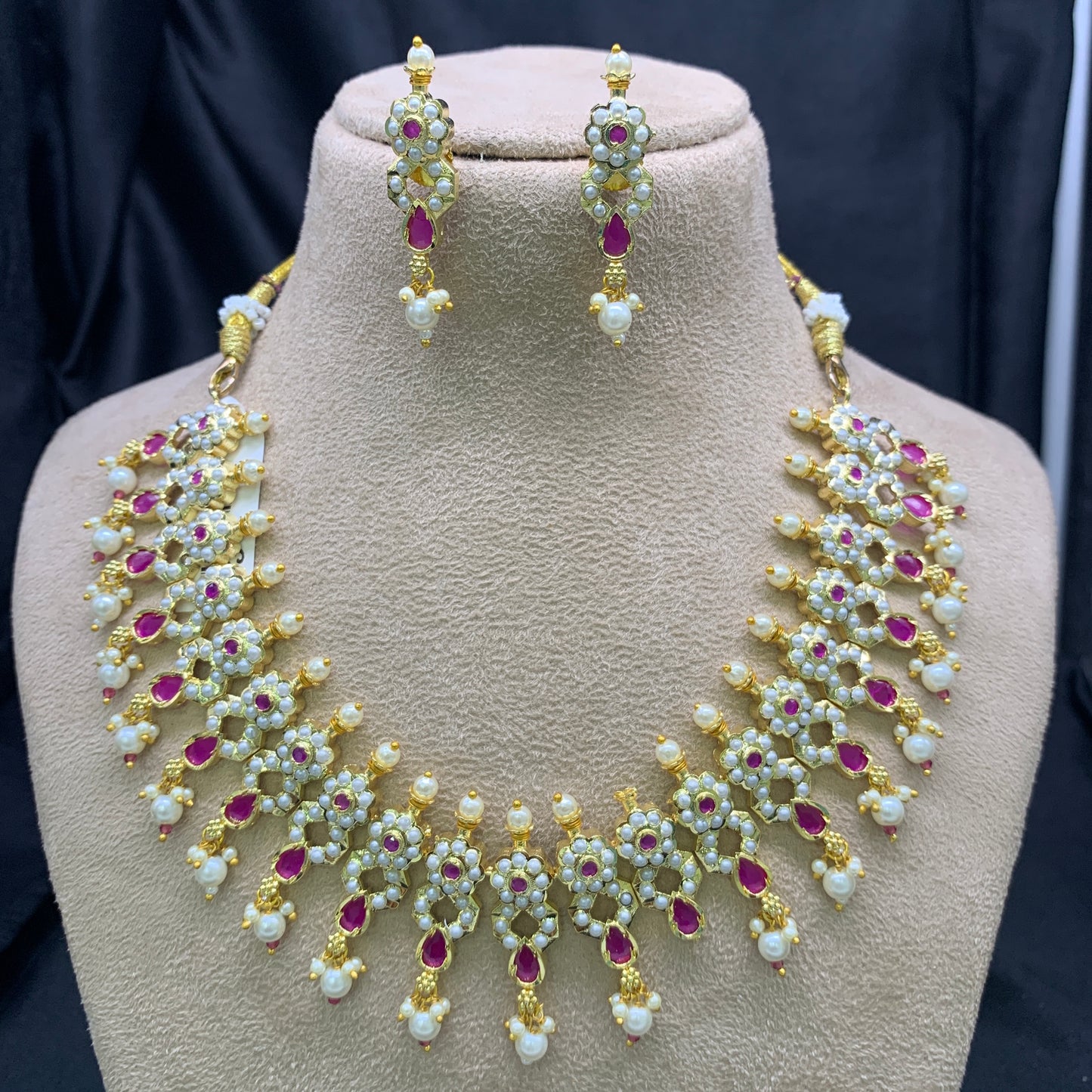 Necklace Set
