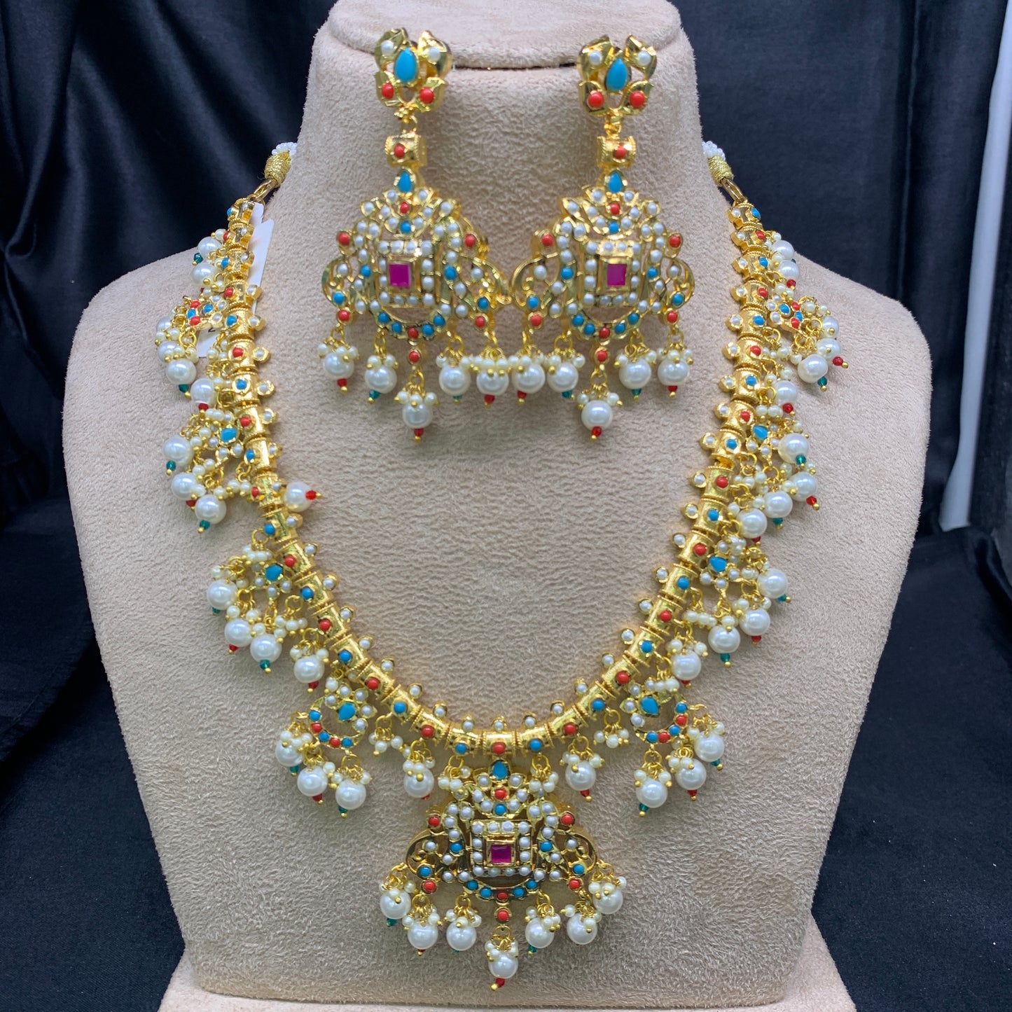 Necklace Set