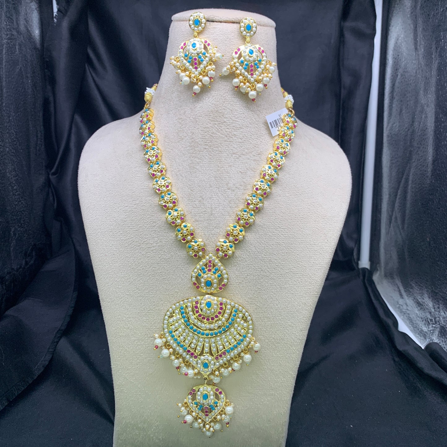 Necklace Set