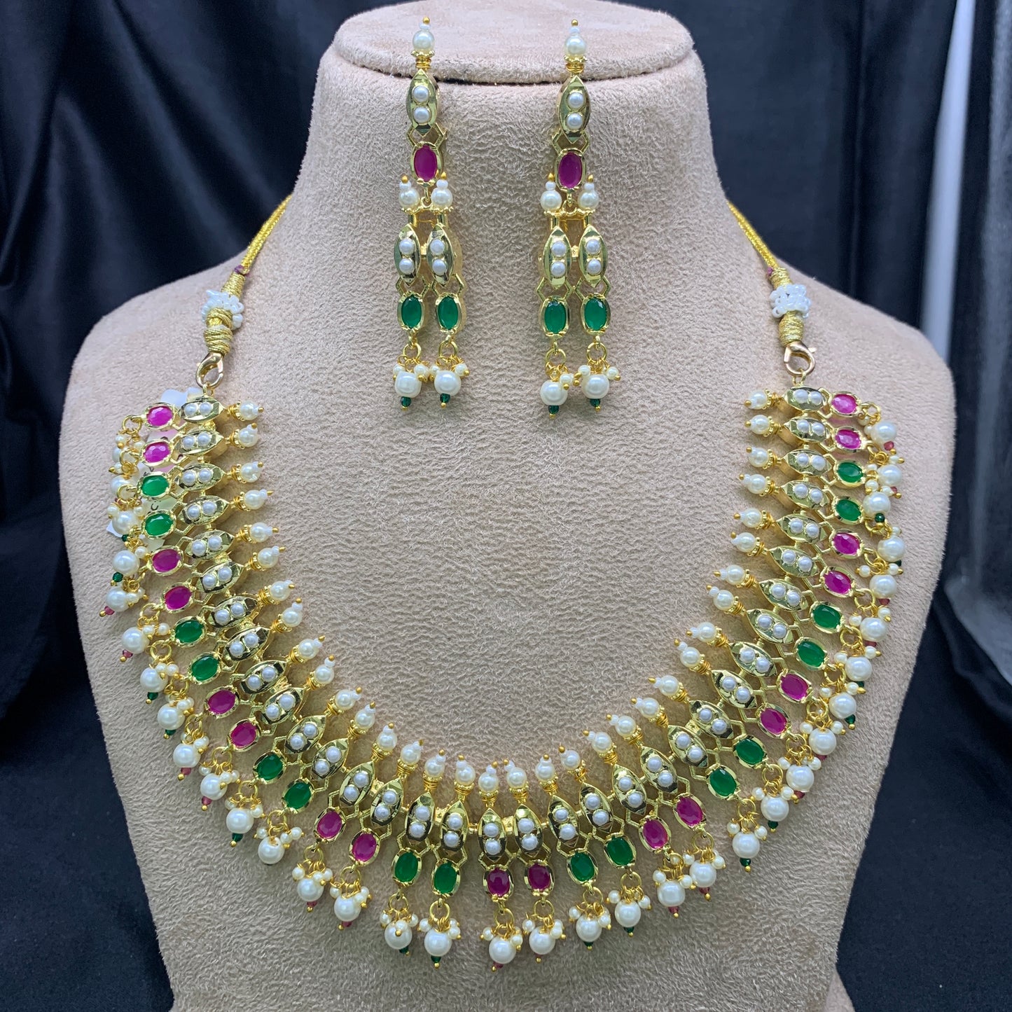 Necklace Set