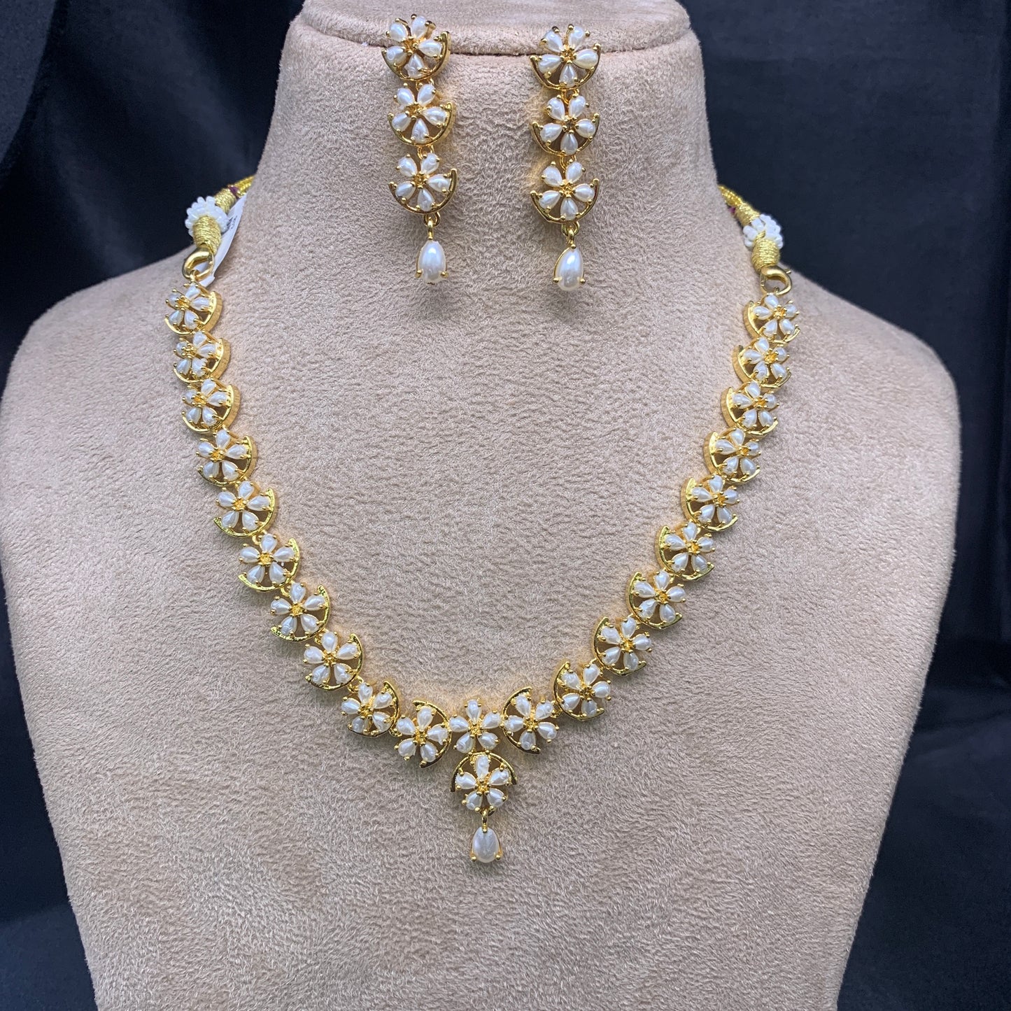 Necklace Set