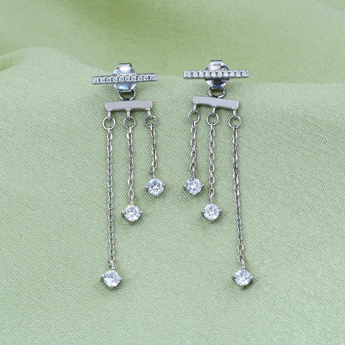 Dangling Diamond 925 Sterling Silver Earring