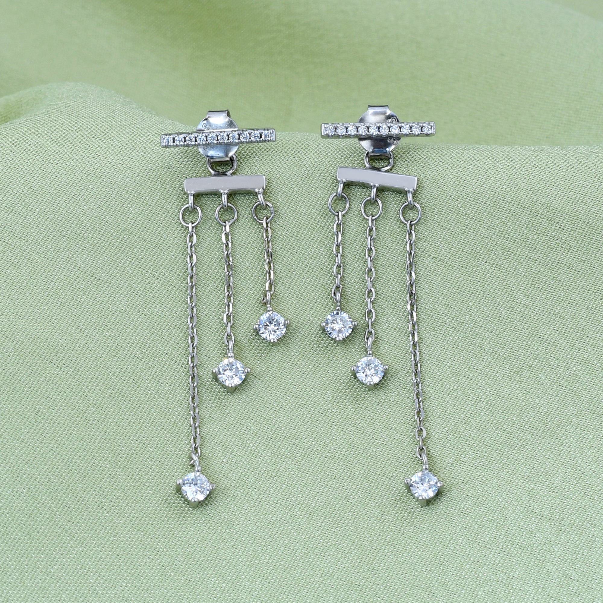 Dangling Diamond 925 Sterling Silver Earring