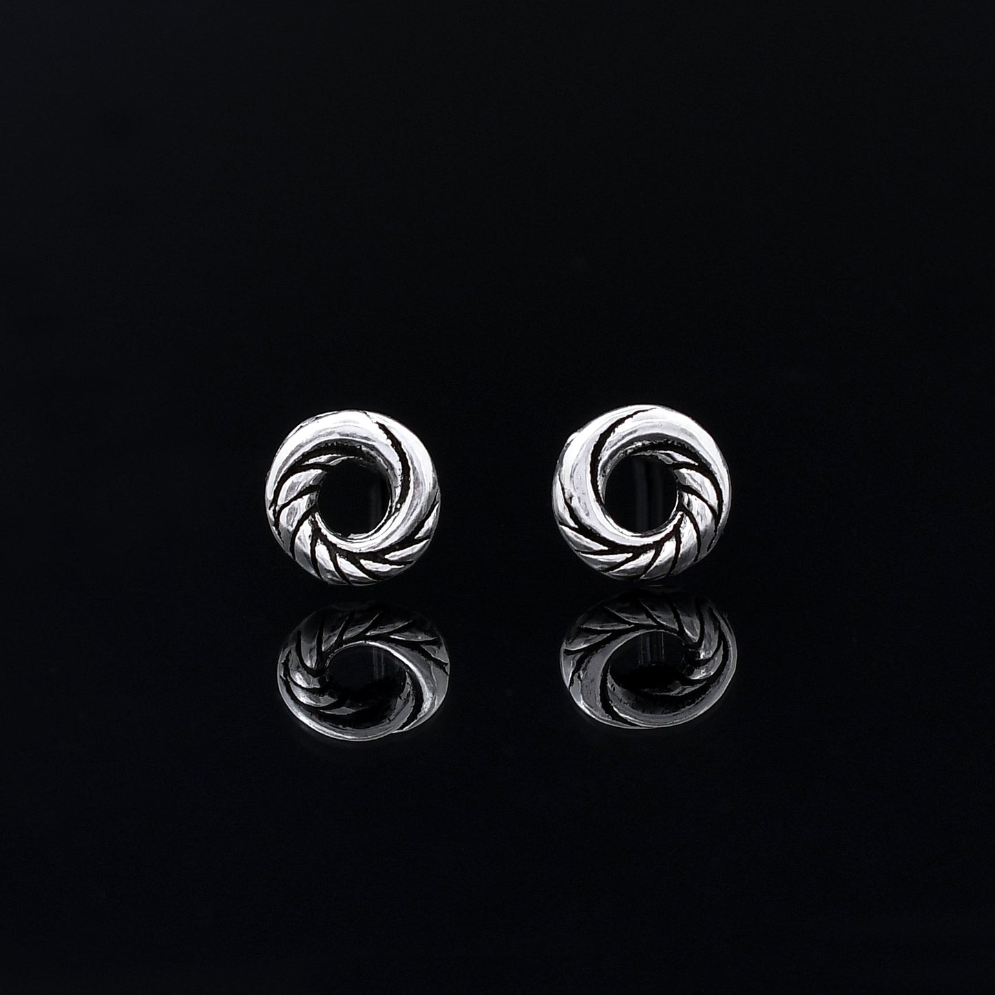 Tiny Rope Open Design 925 Sterling Silver Studs
