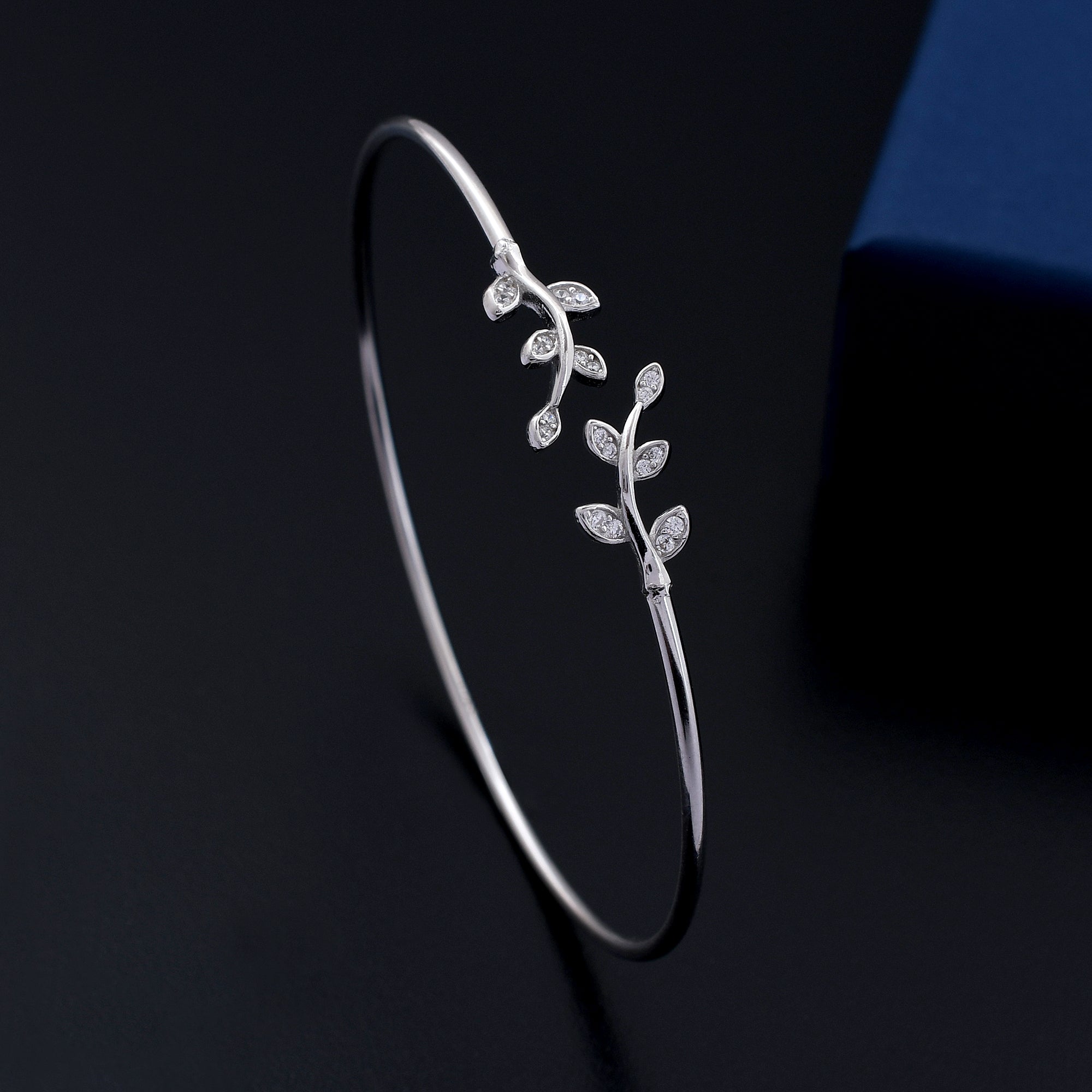 Leaf Design 925 Sterling Silver Bracelet