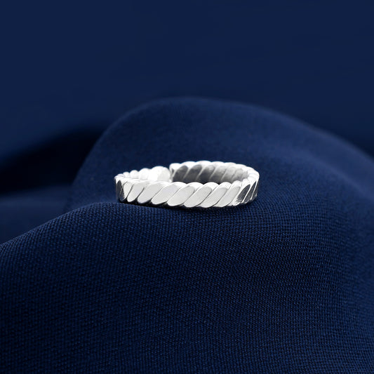 Frill Shape 925 Sterling Silver Toe Ring