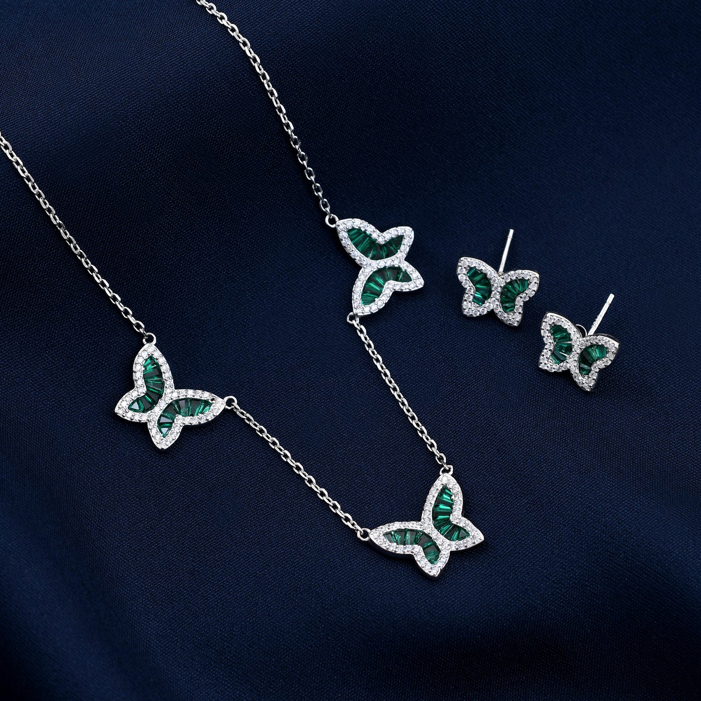 Emerald Butterfly Design 925 Sterling Silver Necklace Set
