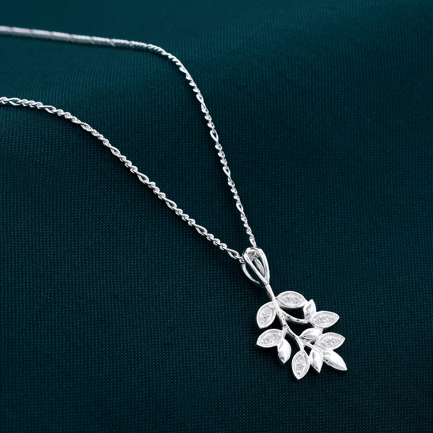 Leaf Design 925 Sterling Silver Pendant