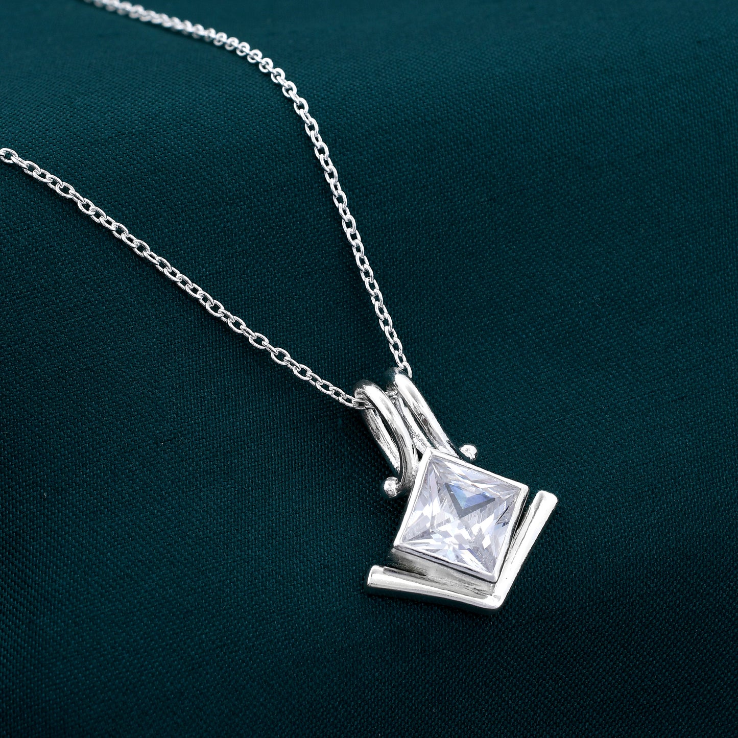 Grile Daimond Design 925 Sterling Silver Pendant