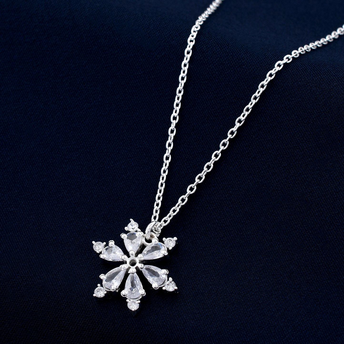 Snowflake Deisgn 925 Sterling Silver Pendant