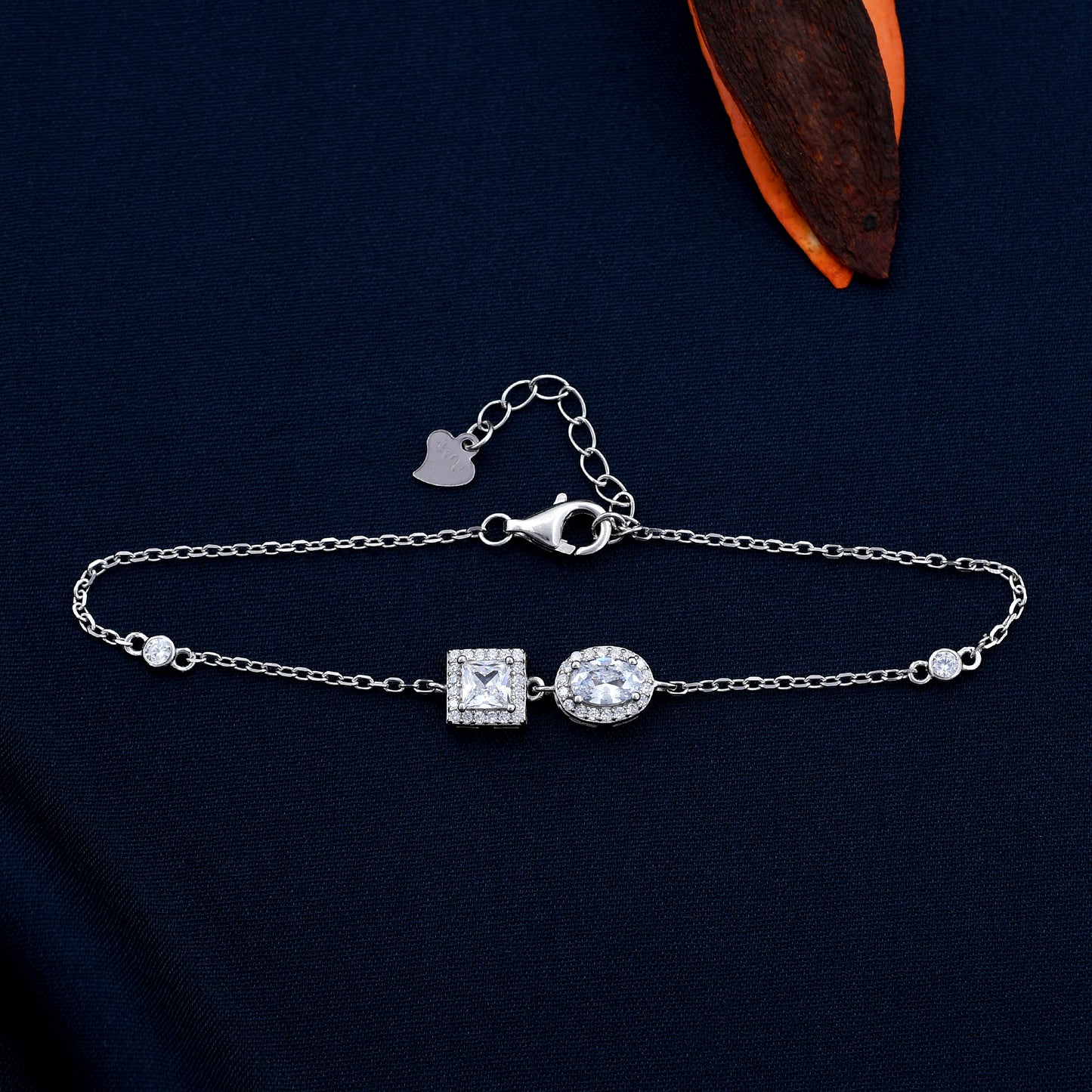 Crystal Classic Design 925 Sterling Silver Bracelet