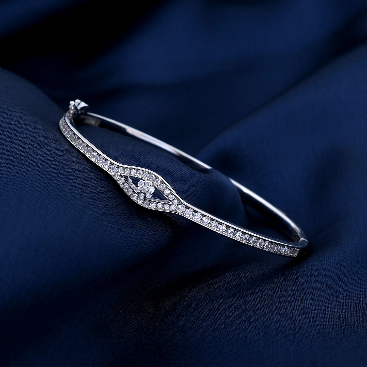Floral American Diamond 925 Sterling Silver Bracelet