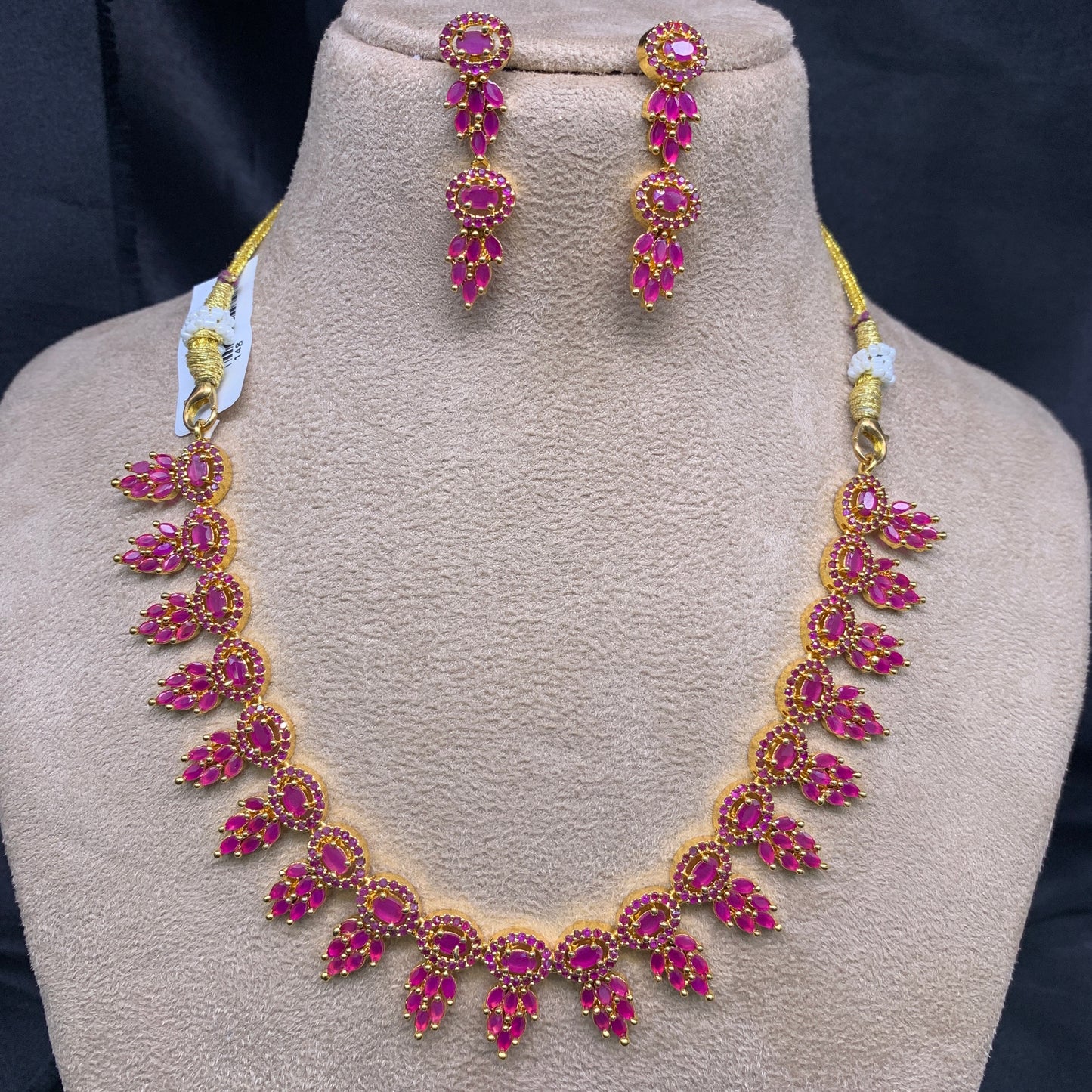 Necklace Set