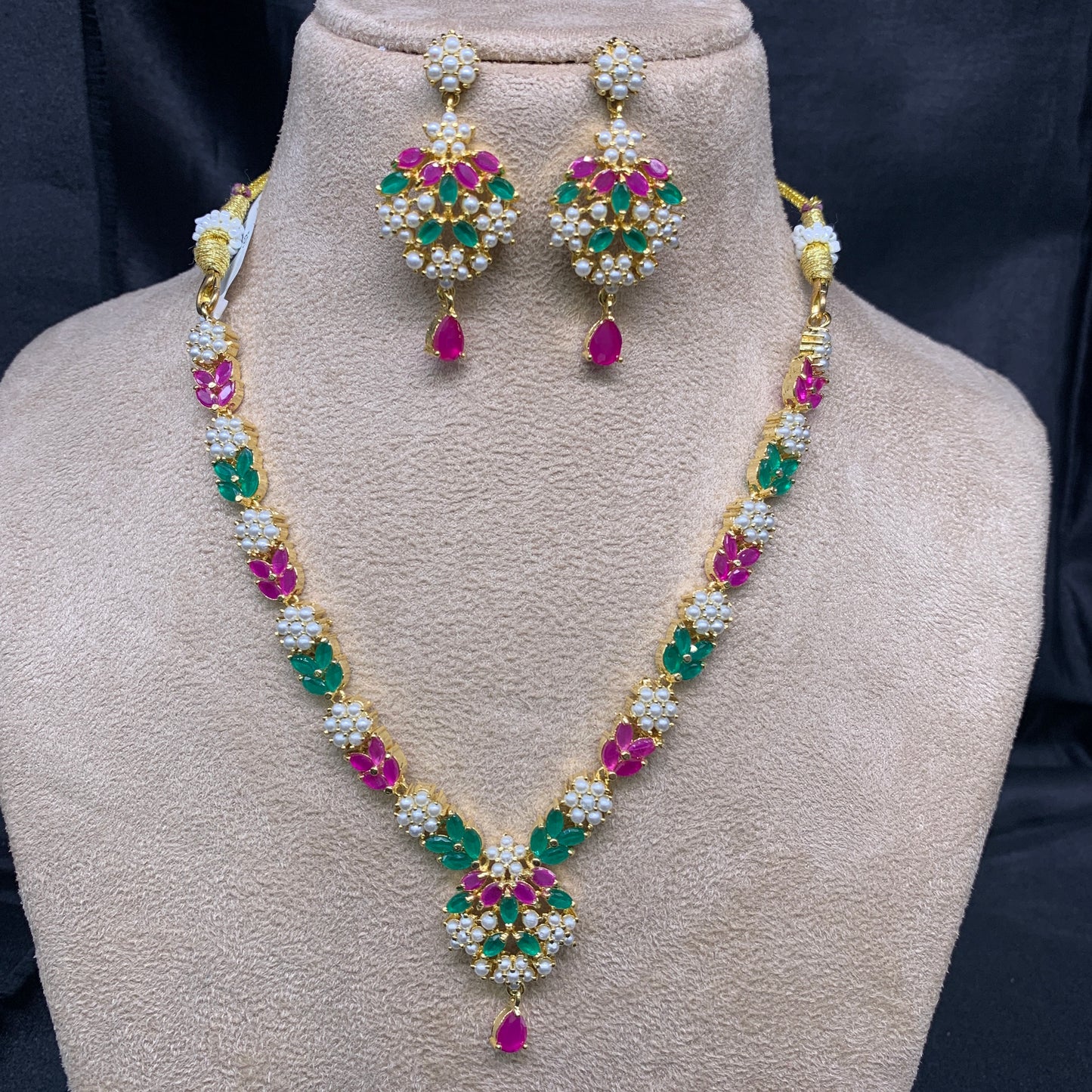 Necklace Set