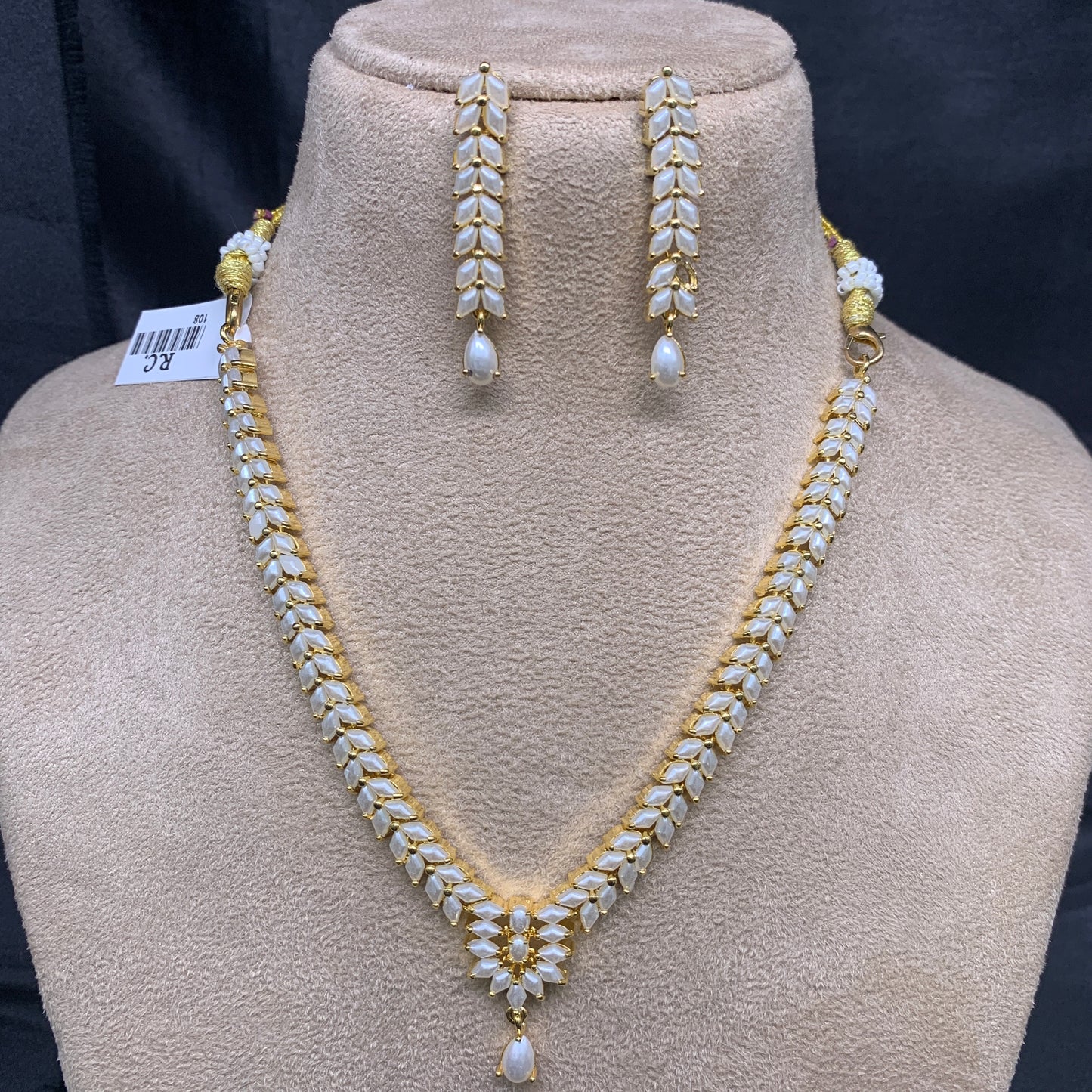 Necklace Set