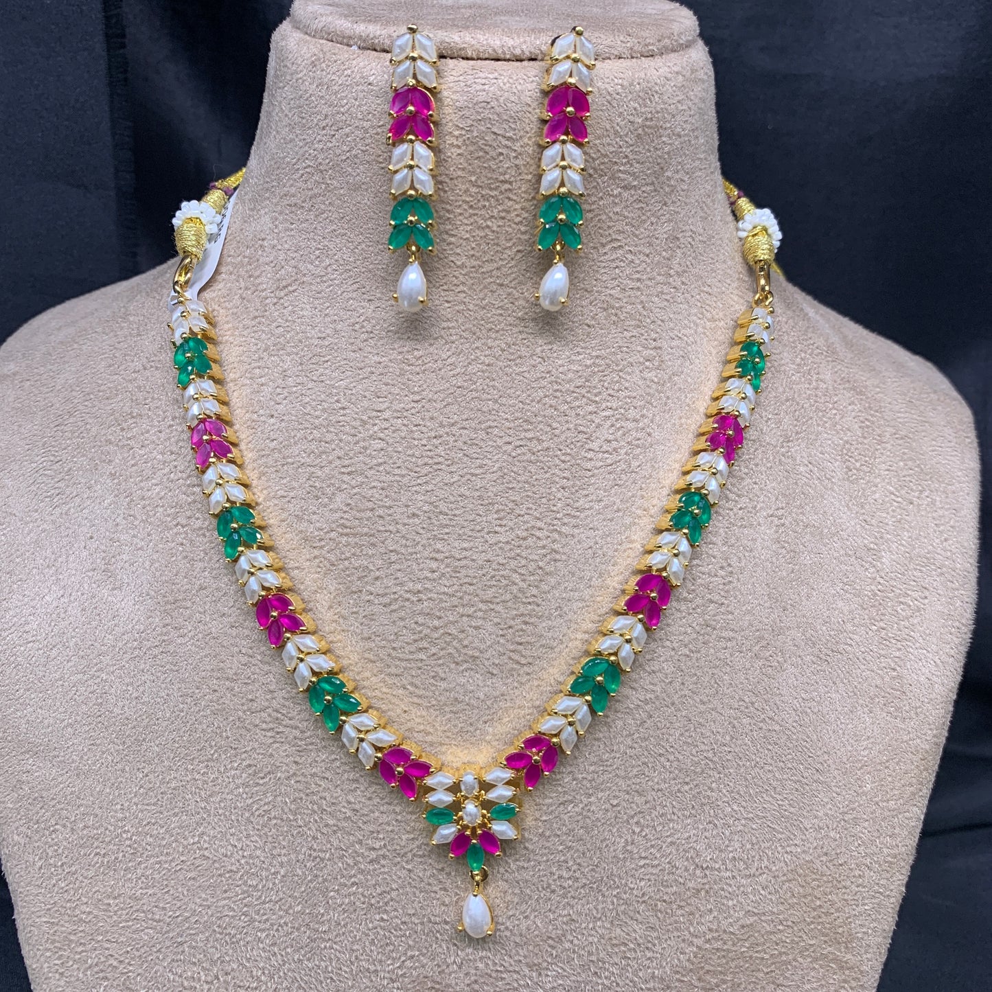 Necklace Set
