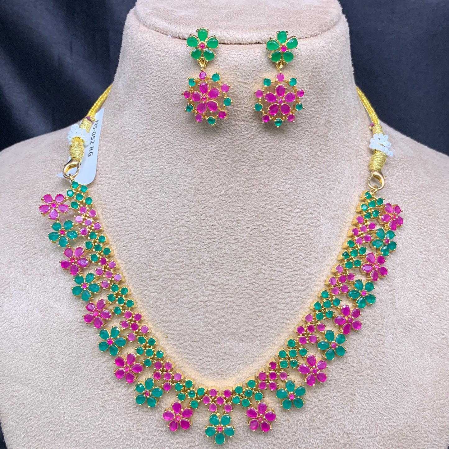 Necklace Set