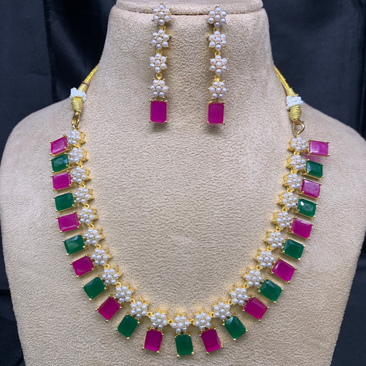 Necklace Set