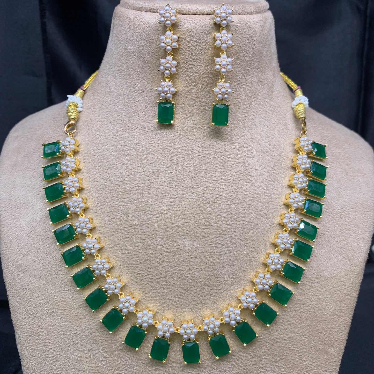 Necklace Set