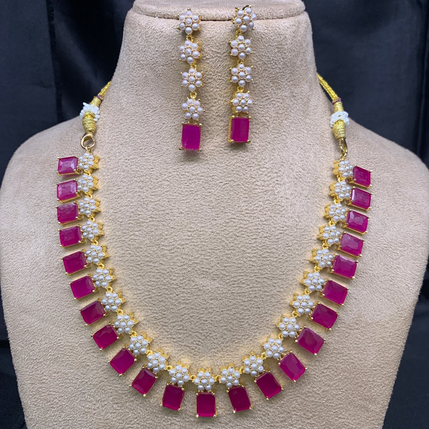 Necklace Set