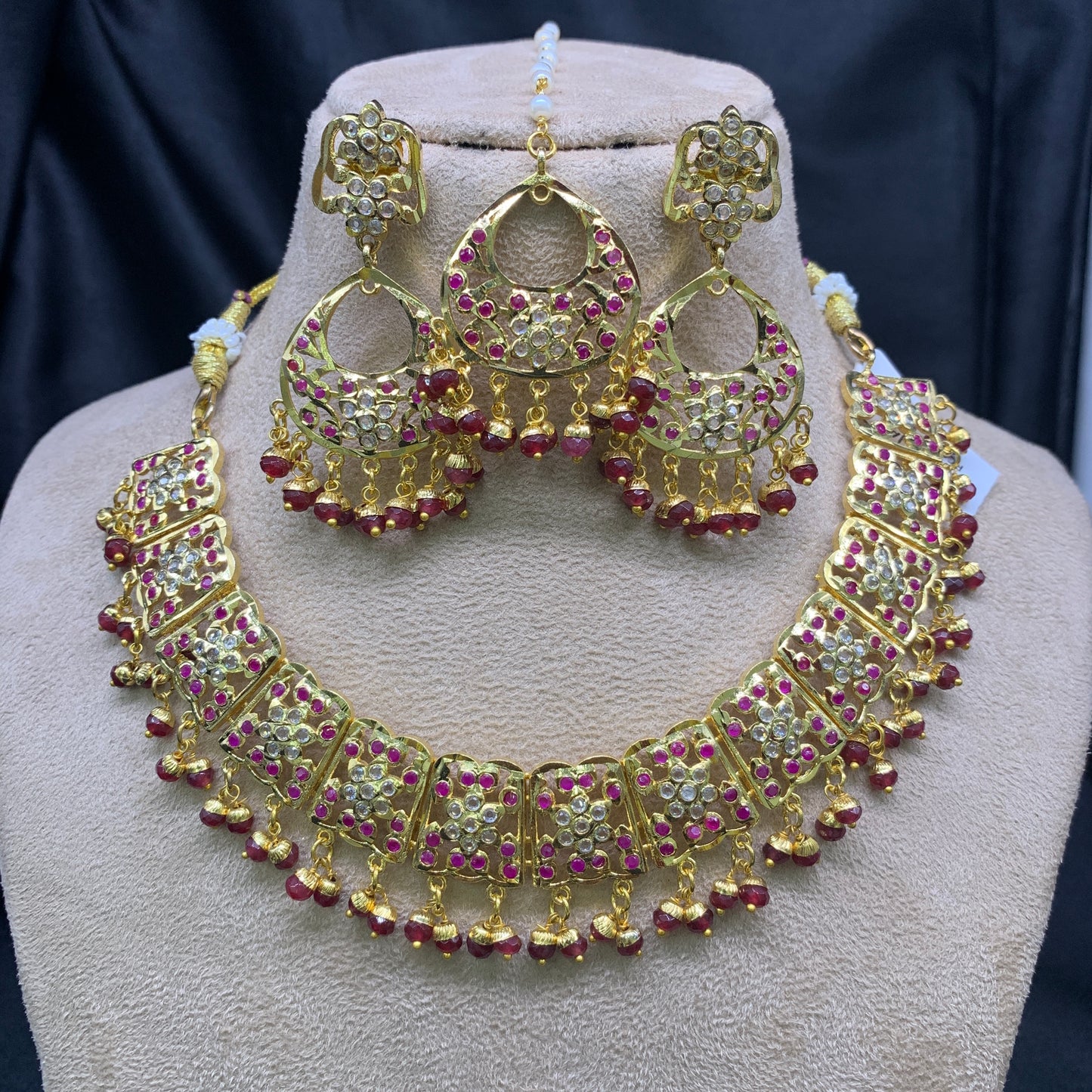 Necklace Set