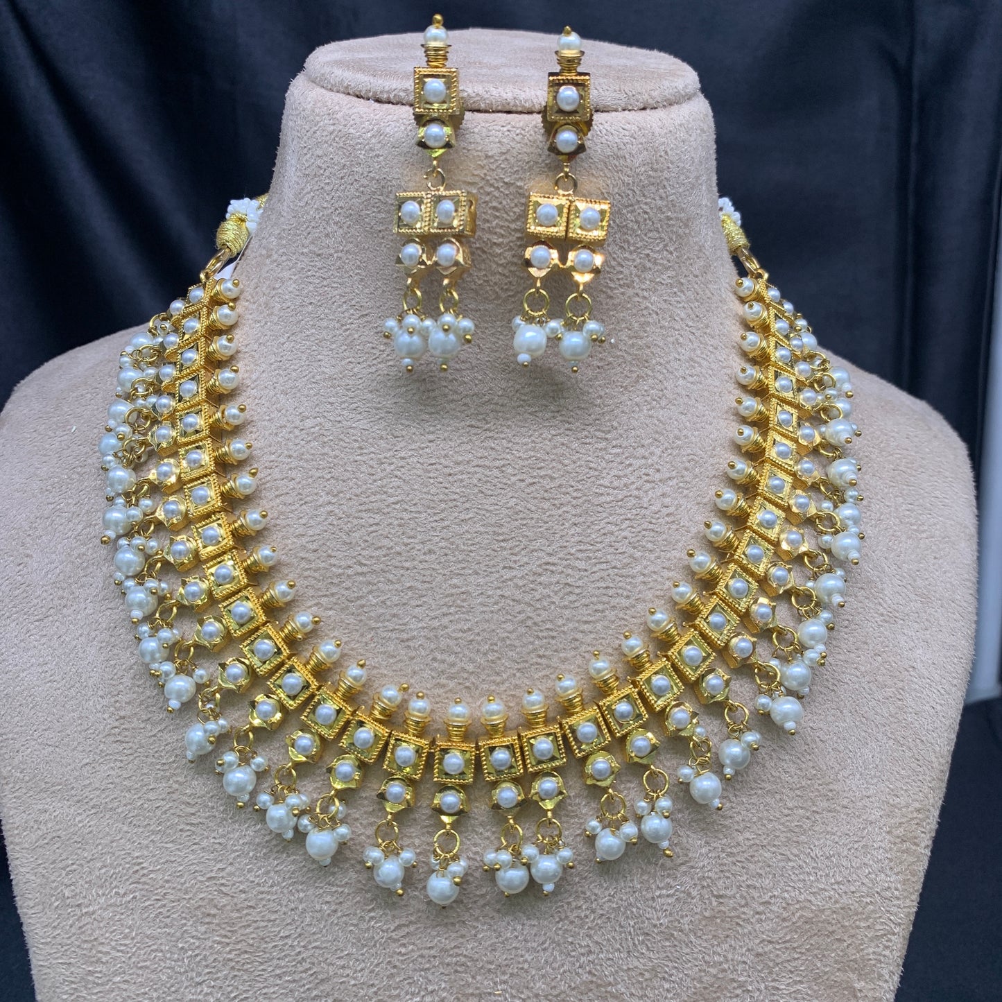 Necklace Set