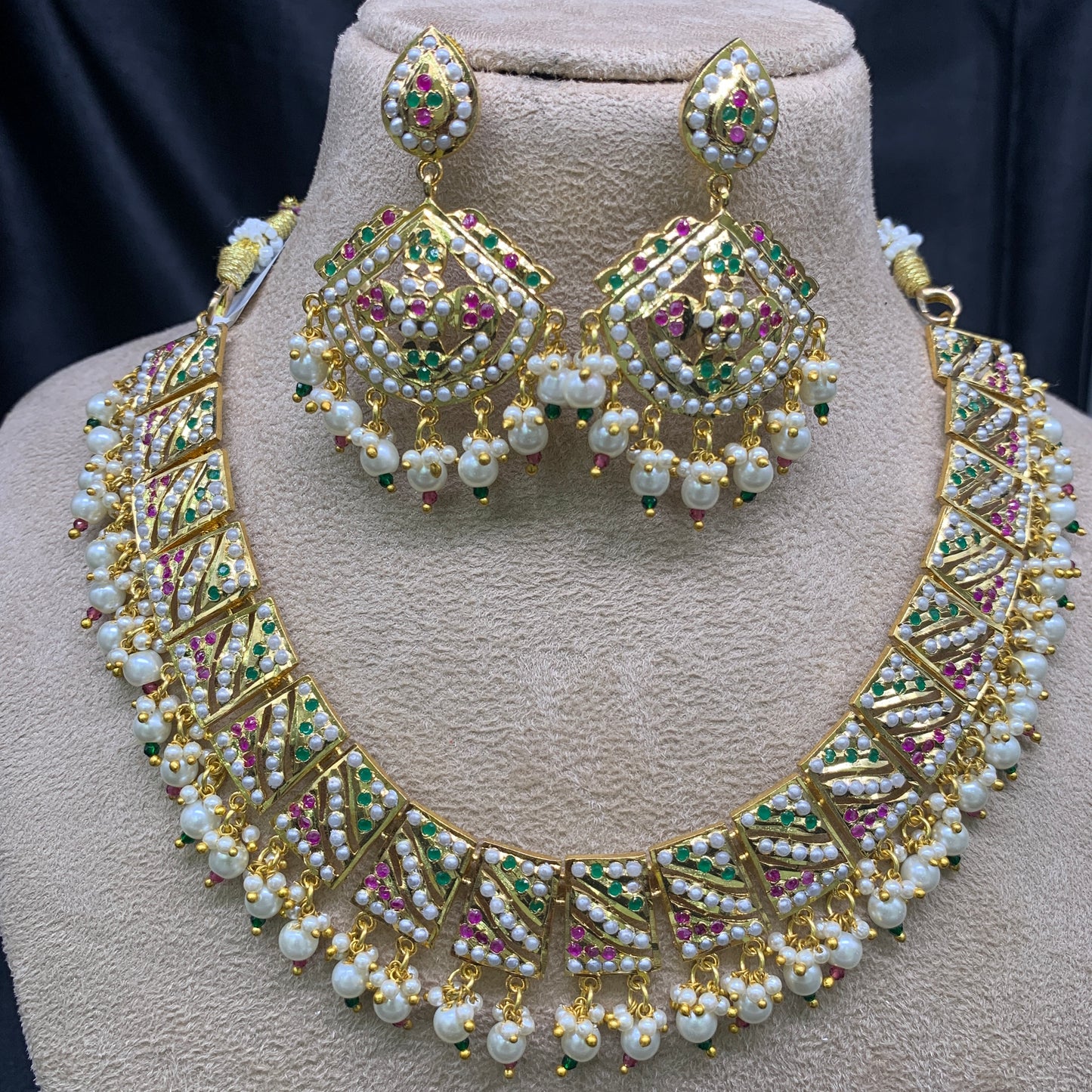 Necklace Set