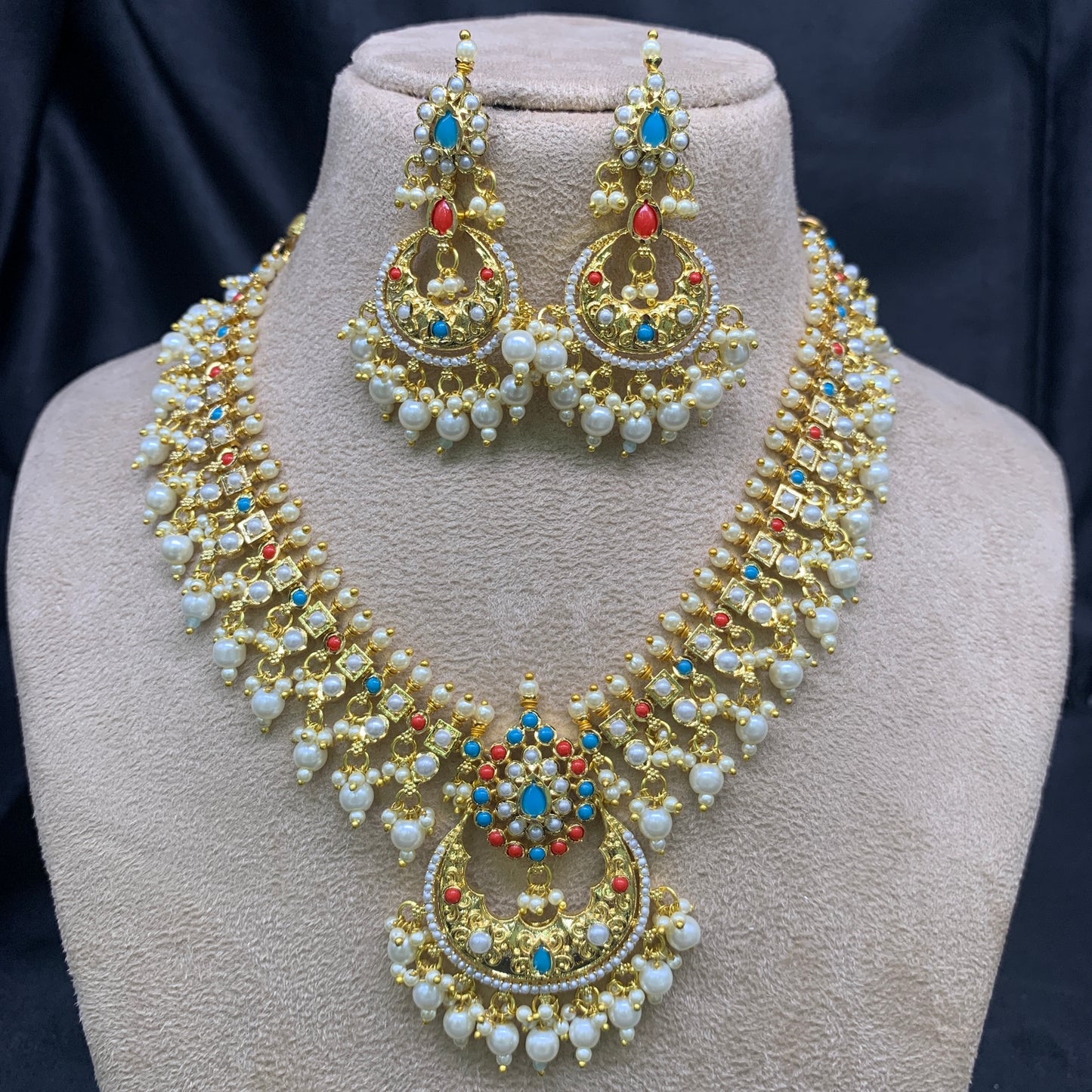 Necklace Set