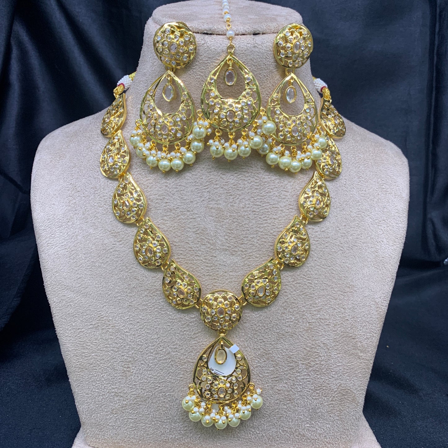 Necklace Set