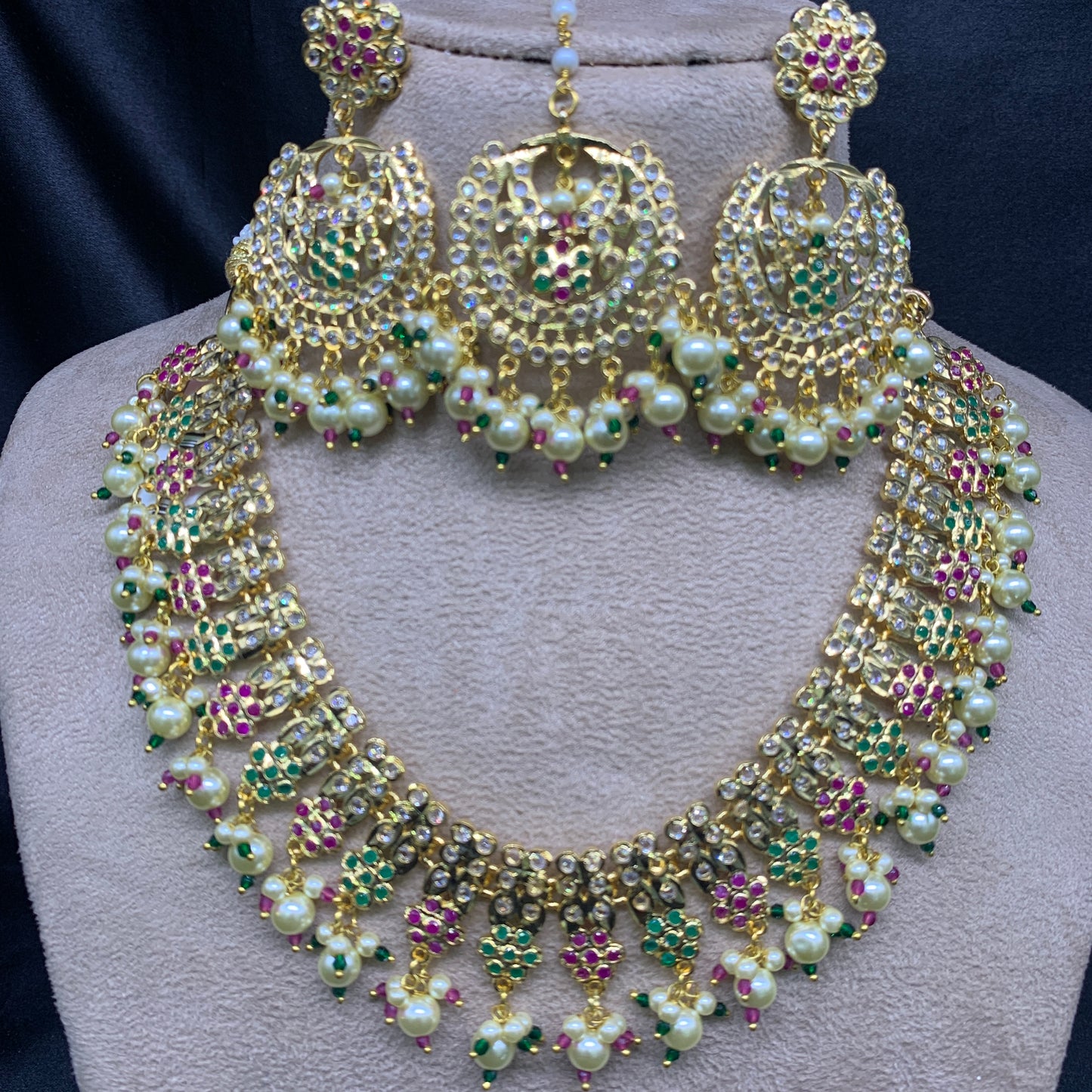 Necklace Set