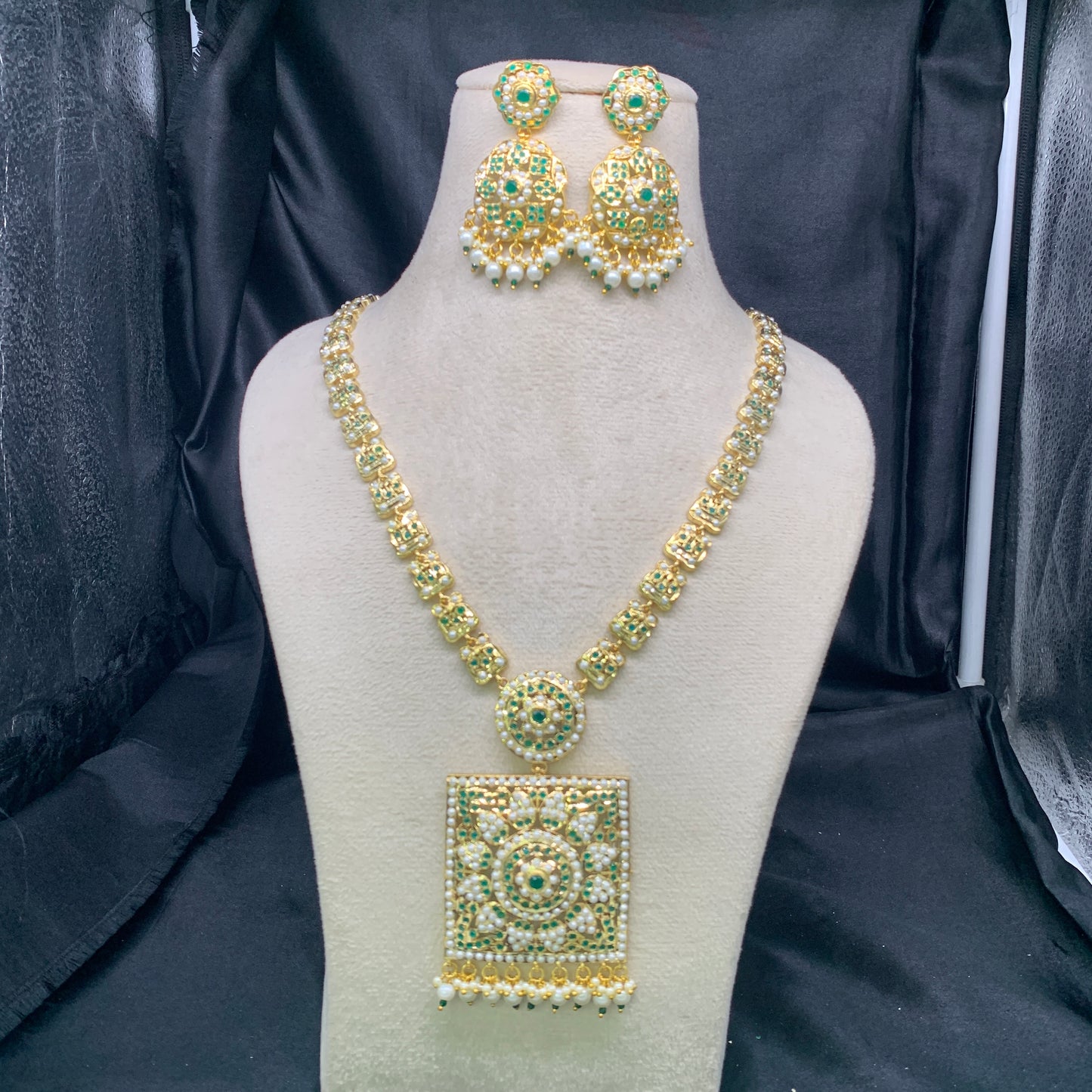 Necklace Set