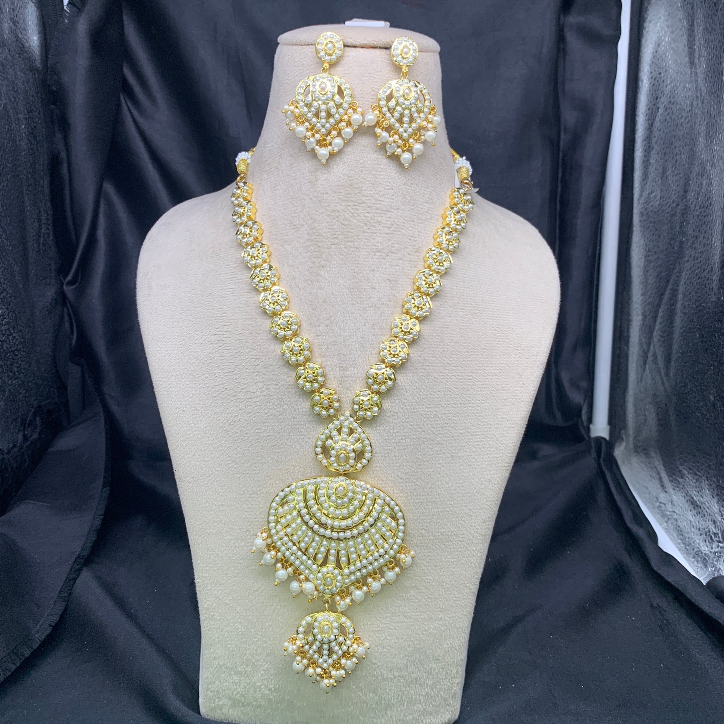 Necklace Set