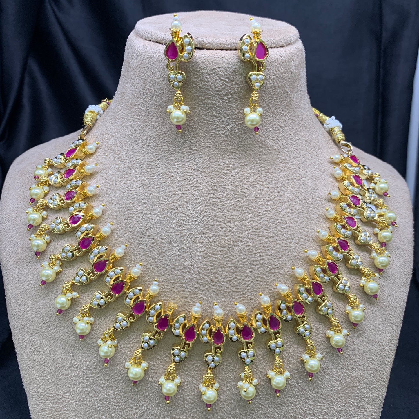 Necklace Set