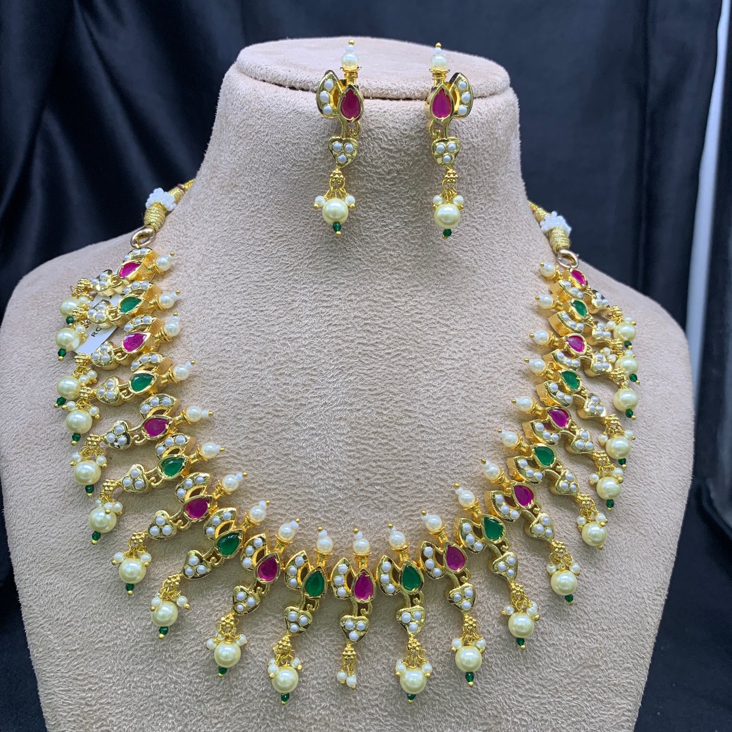 Necklace Set