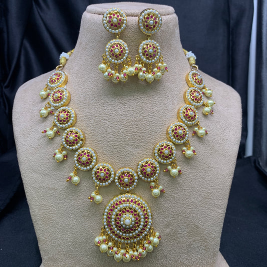 Necklace Set