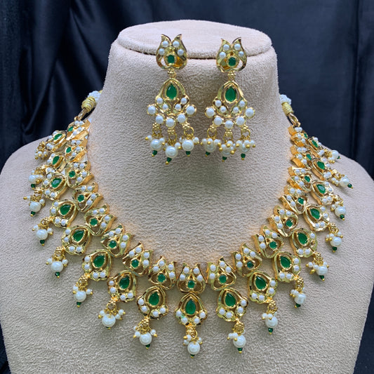 Necklace set