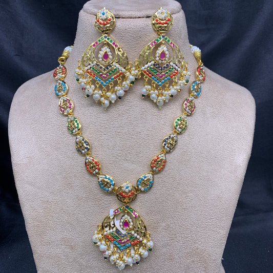 Necklace set