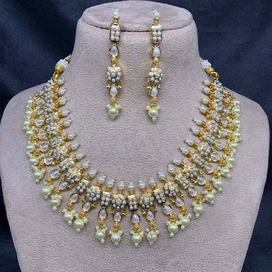 Necklace set