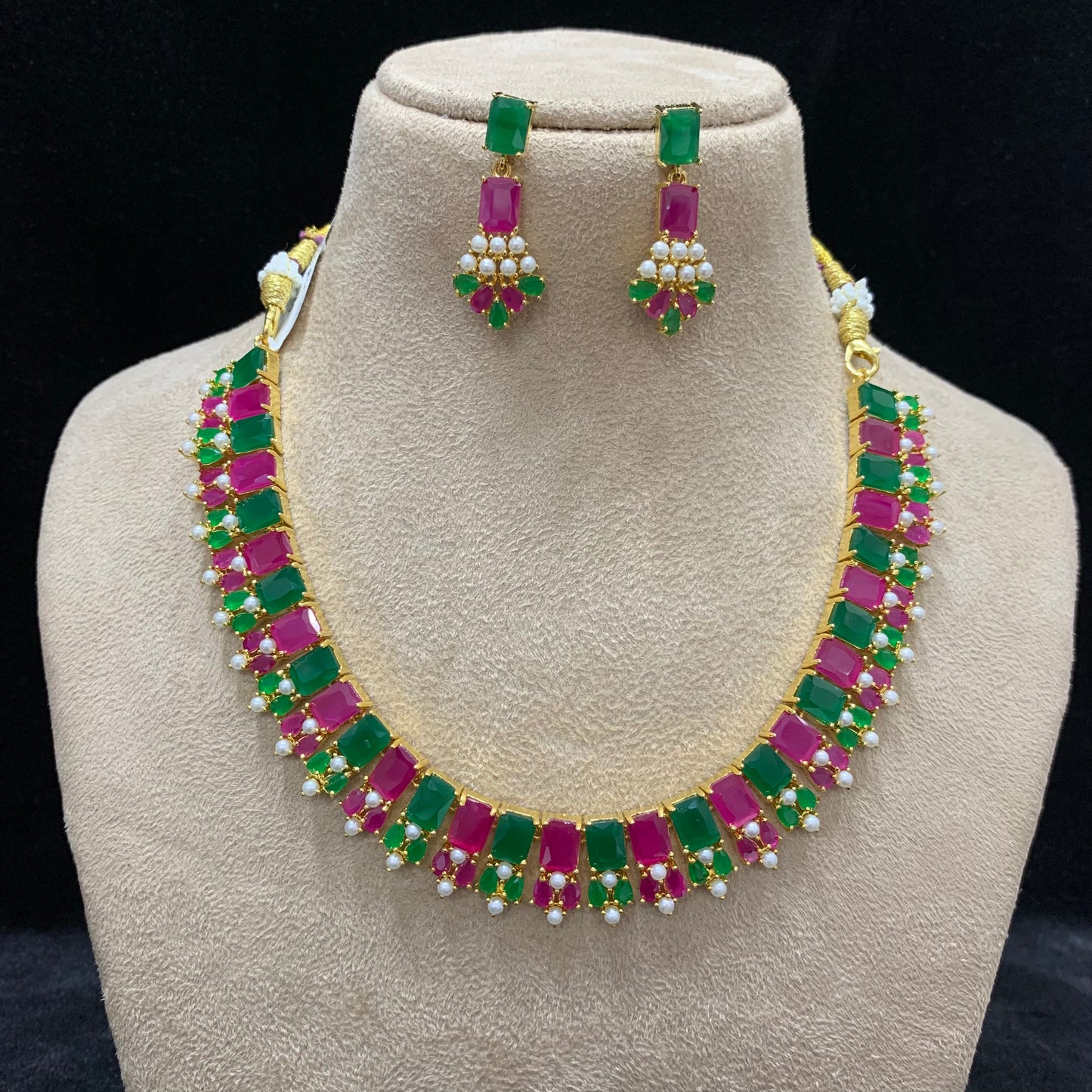 Necklace Set