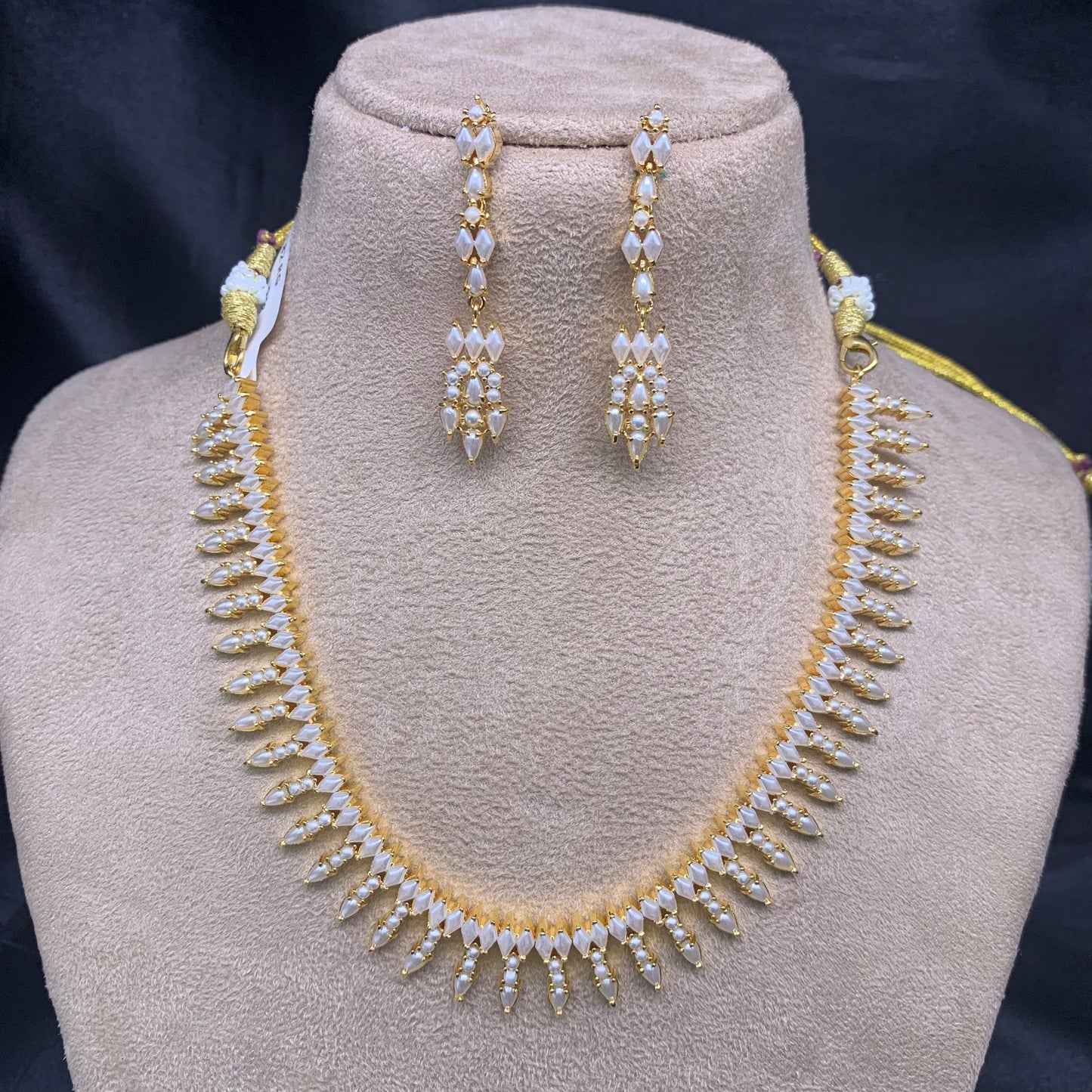 Necklace Set