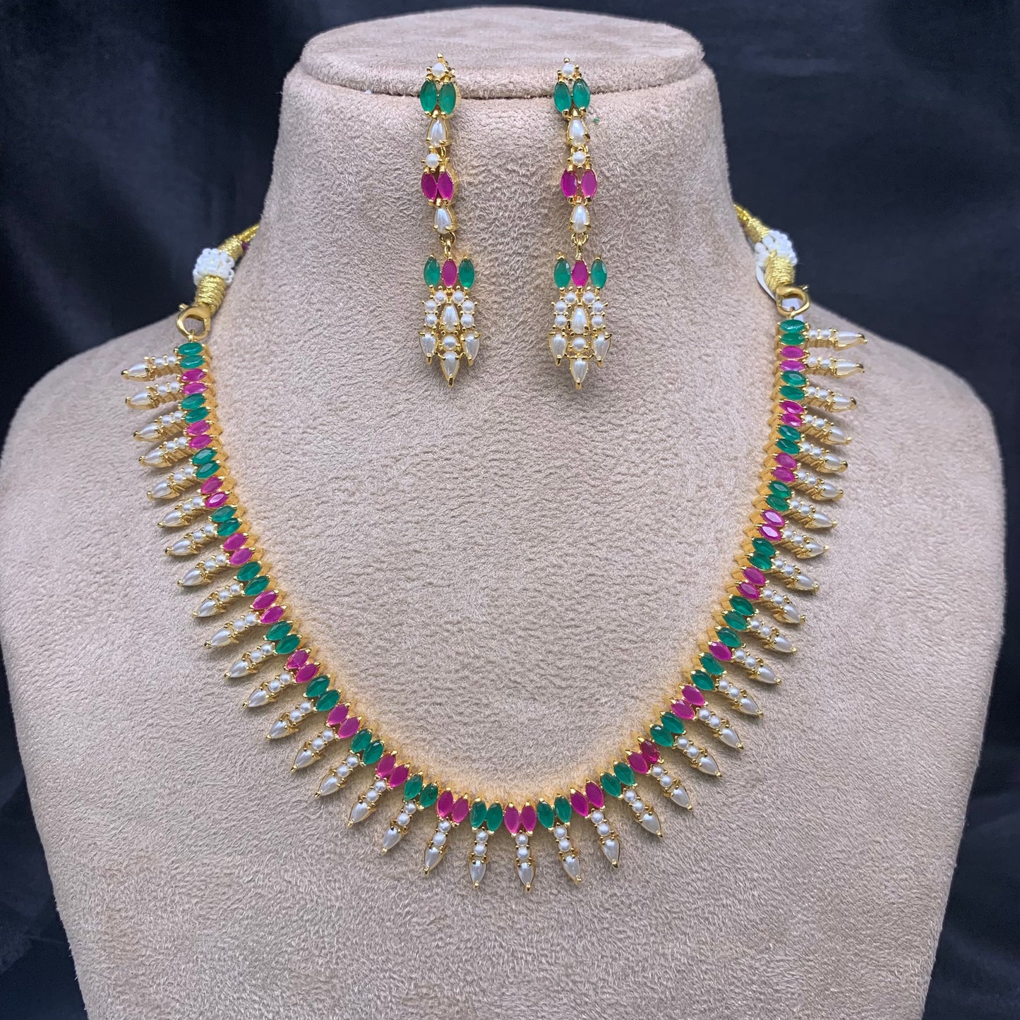 Necklace Set