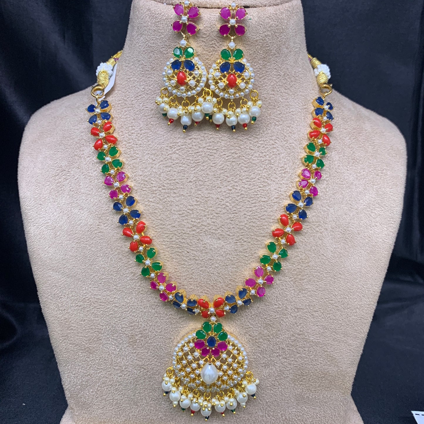Necklace Set