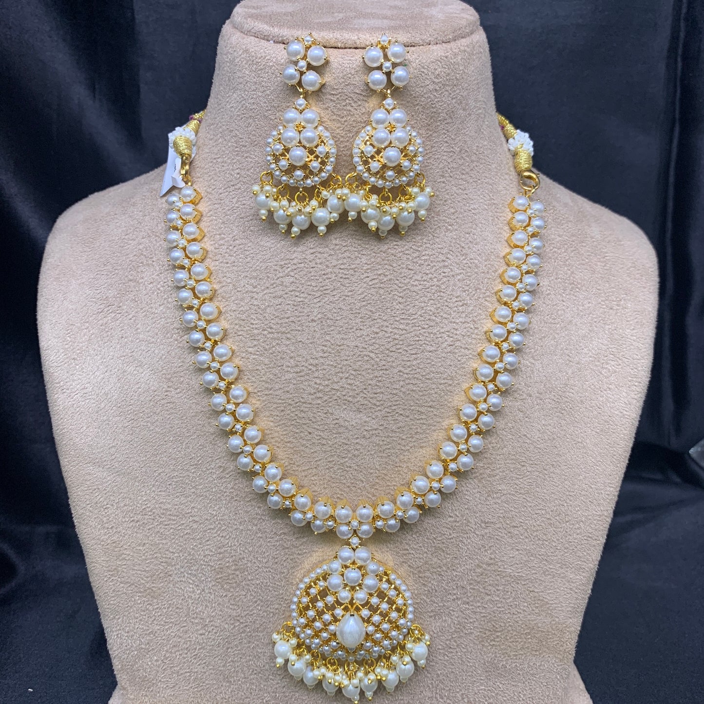 Necklace Set